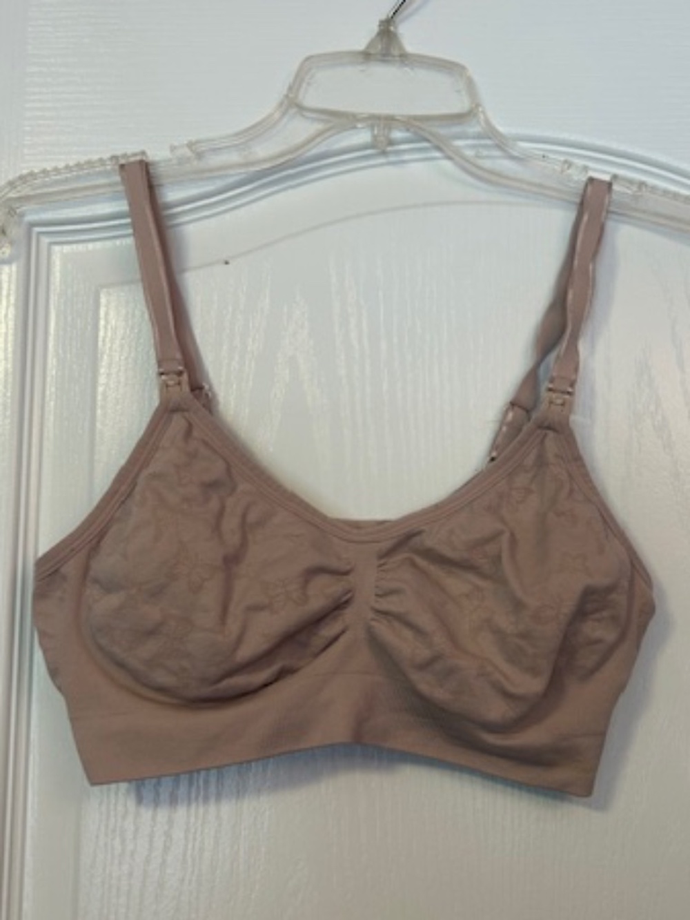 Tan Jessica Simpson nursing/ maternity bra - Size M